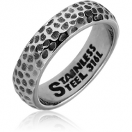 SURGICAL STEEL RING - HAMMARED TEXTURE
